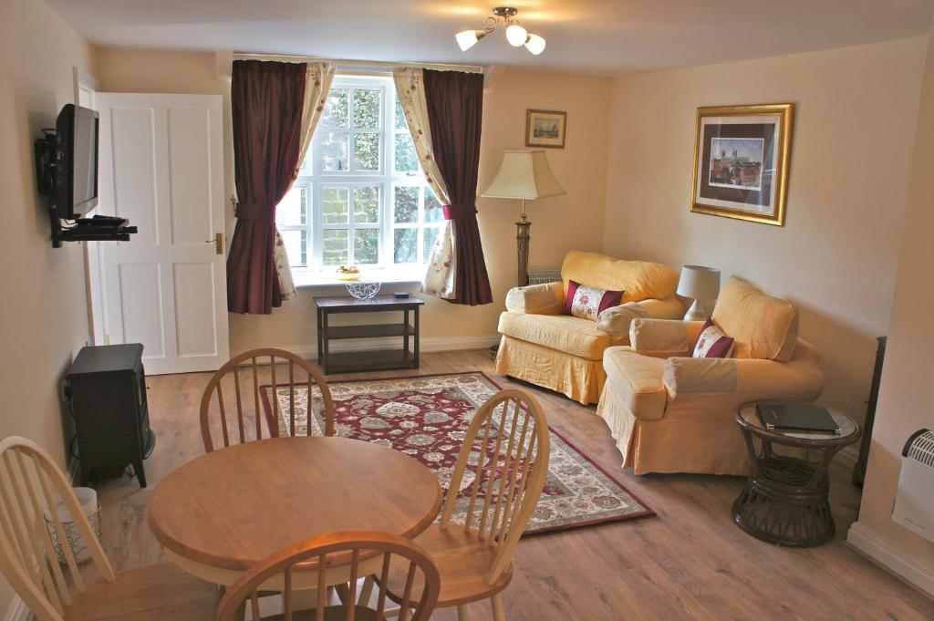 High Dalby House & Cottages Levisham Room photo