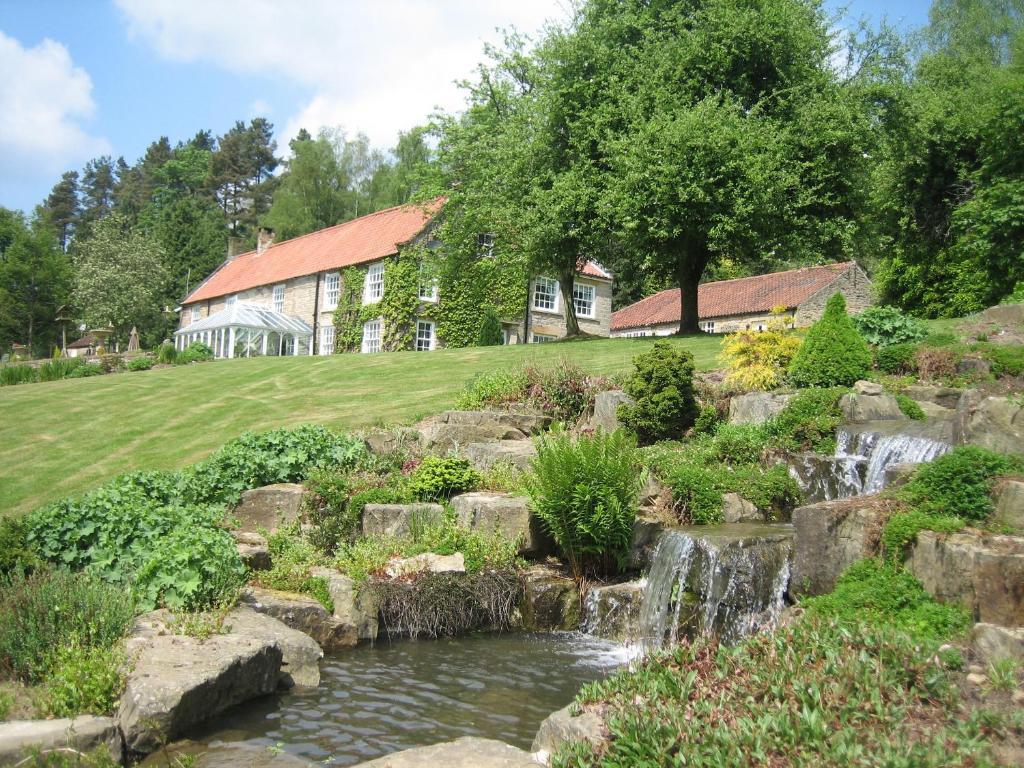 High Dalby House & Cottages Levisham Exterior photo