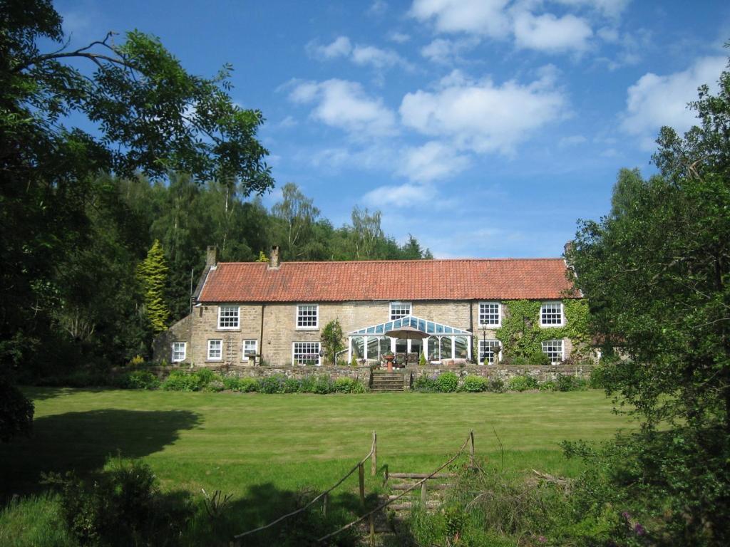 High Dalby House & Cottages Levisham Exterior photo